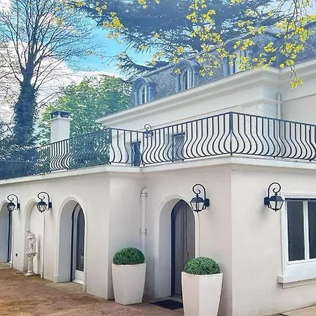Le Domaine De Montmorency